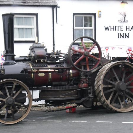White Hart Inn Bouth エクステリア 写真