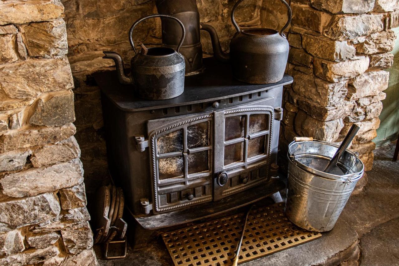 White Hart Inn Bouth エクステリア 写真